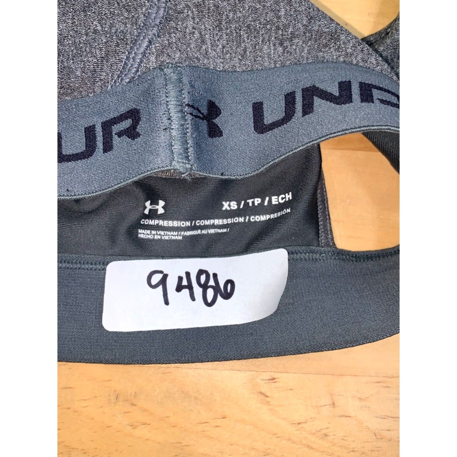 Under Armour Under armour Sports Bra Womens XS Gray Racerback Activewear Compression Size ONE SIZE - 2 Thumbnail