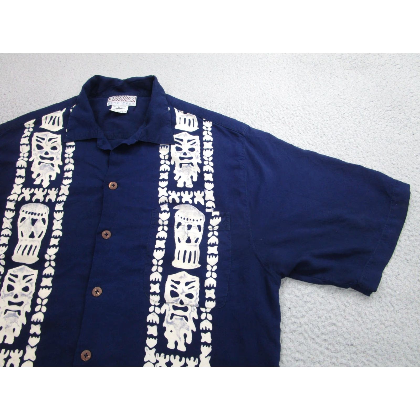 Vintage VINTAGE Back East Hawaiian Shirt Mens Large Navy Blue Rayon Aloha Tiki Camp Button Front Size US L / EU 52-54 / 3 - 2 Thumbnail