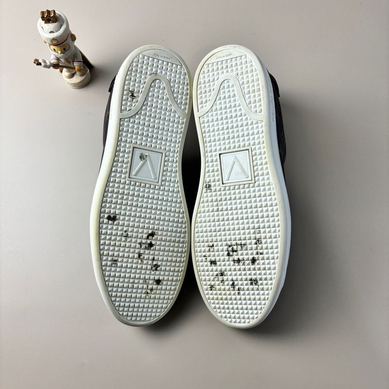 Louis Vuitton Louis Vuitton Frontrow Stylish Low-Top Sneakers - Size US 9.5 / EU 42-43 - 7 Thumbnail