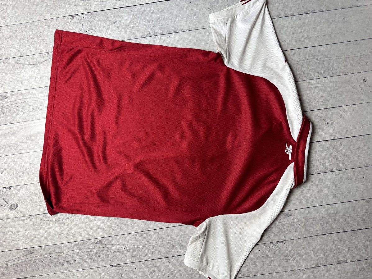 Puma × Vintage Vintage puma Arsenal soccer jersey size S/M Size US S / EU 44-46 / 1 - 10 Thumbnail
