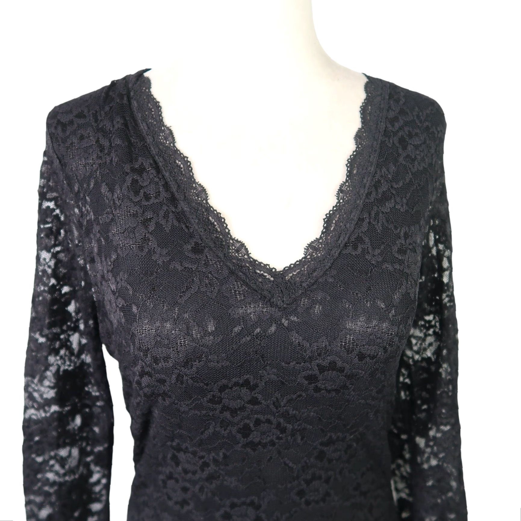 Vintage VINTAGE Moda International Black Lace Long Sleeve V-Neck Top S Womens 90s Gothic Floral Nylon Spandex Blouse Size S / US 4 / IT 40 - 2 Thumbnail