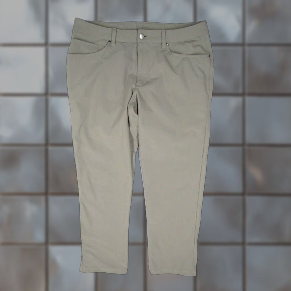 Lululemon Lululemon Pants Men 34x26 Green ABC Classic Fit Casual Chino Work Active Hike 34 Size US 34 / EU 50 - 1 Thumbnail