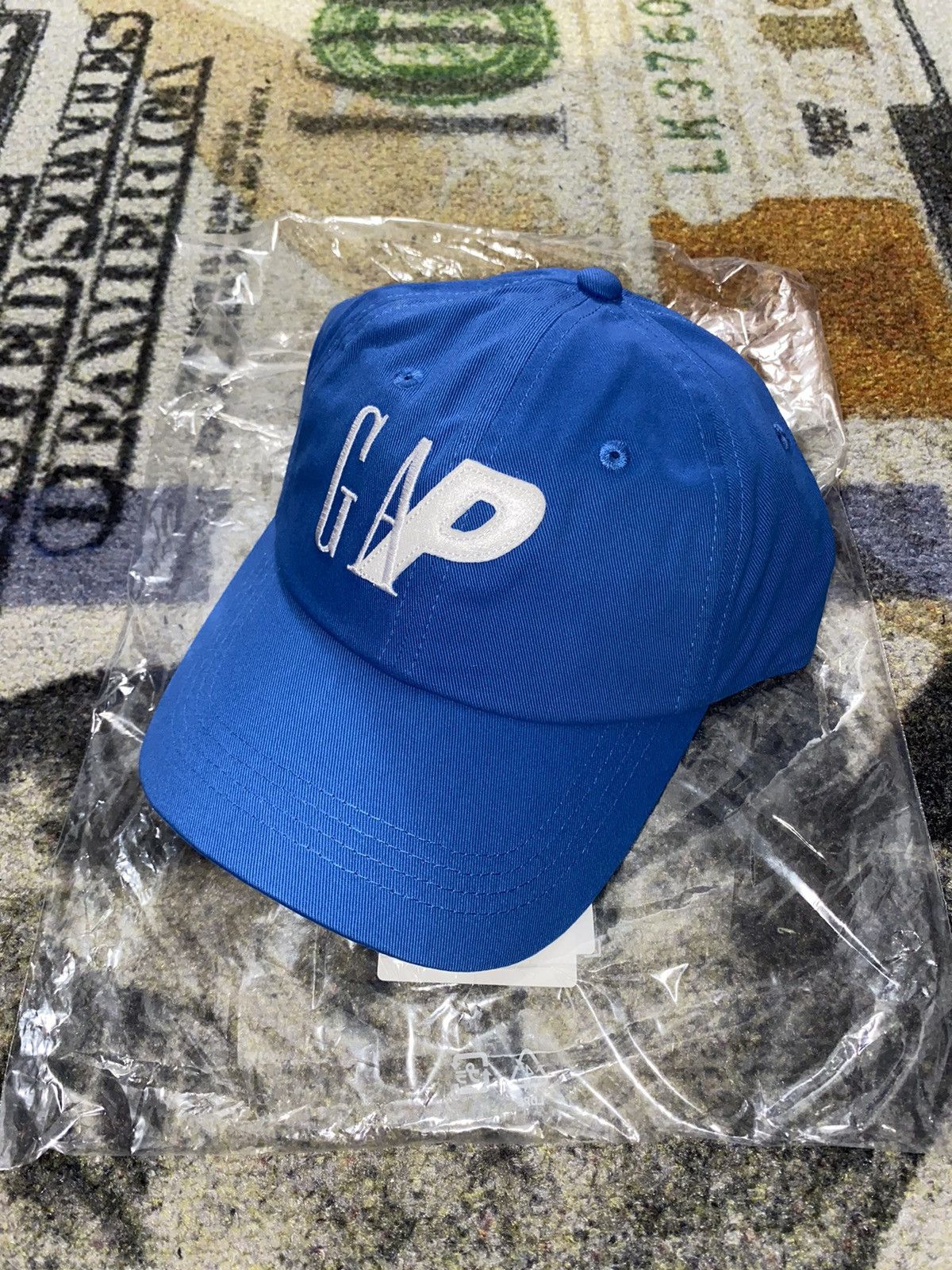 image of Gap Logo 6-Panel in Blue, Men's