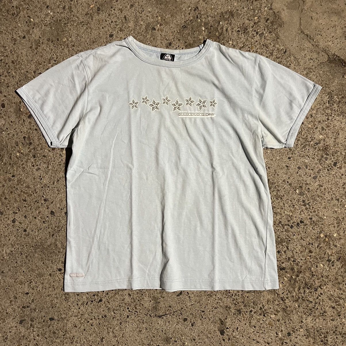 Nike × Vintage 90s Nike ACG Vintage Y2K Oversized Retro T-Shirt Size US S / EU 44-46 / 1 - 1 Thumbnail