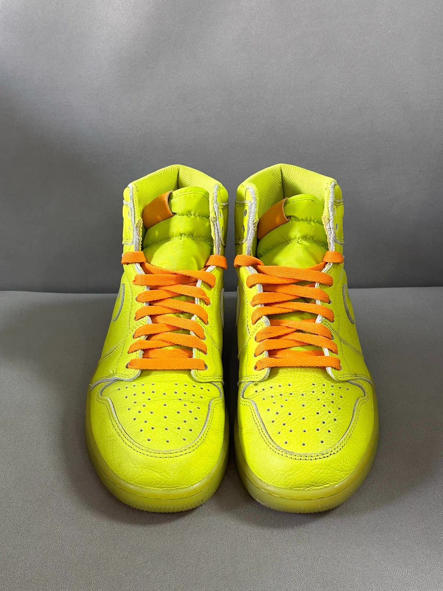 Nike Air Jordan 1 Gatorade Ｑ20 Size US 8.5 / EU 41-42 - 2 Thumbnail