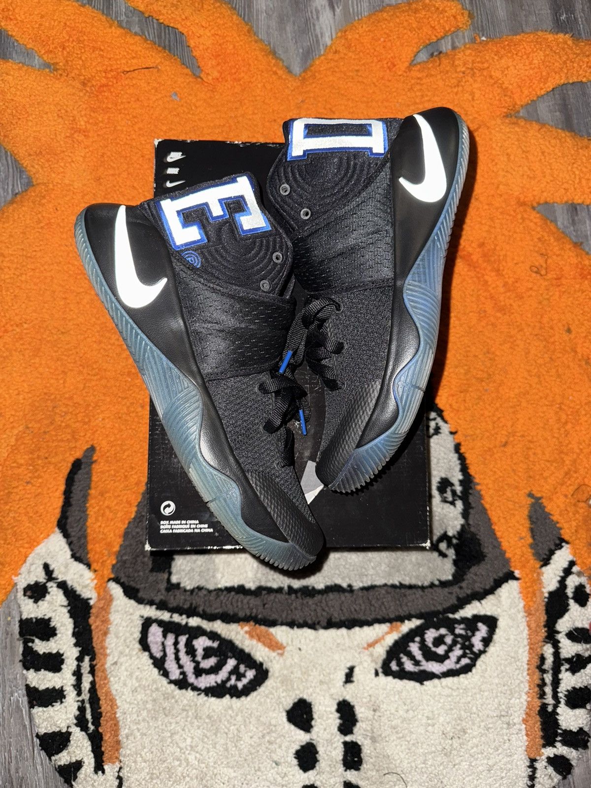 Nike Nike Kyrie 2 Duke PE Size US 9.5 / EU 42-43 - 4 Thumbnail