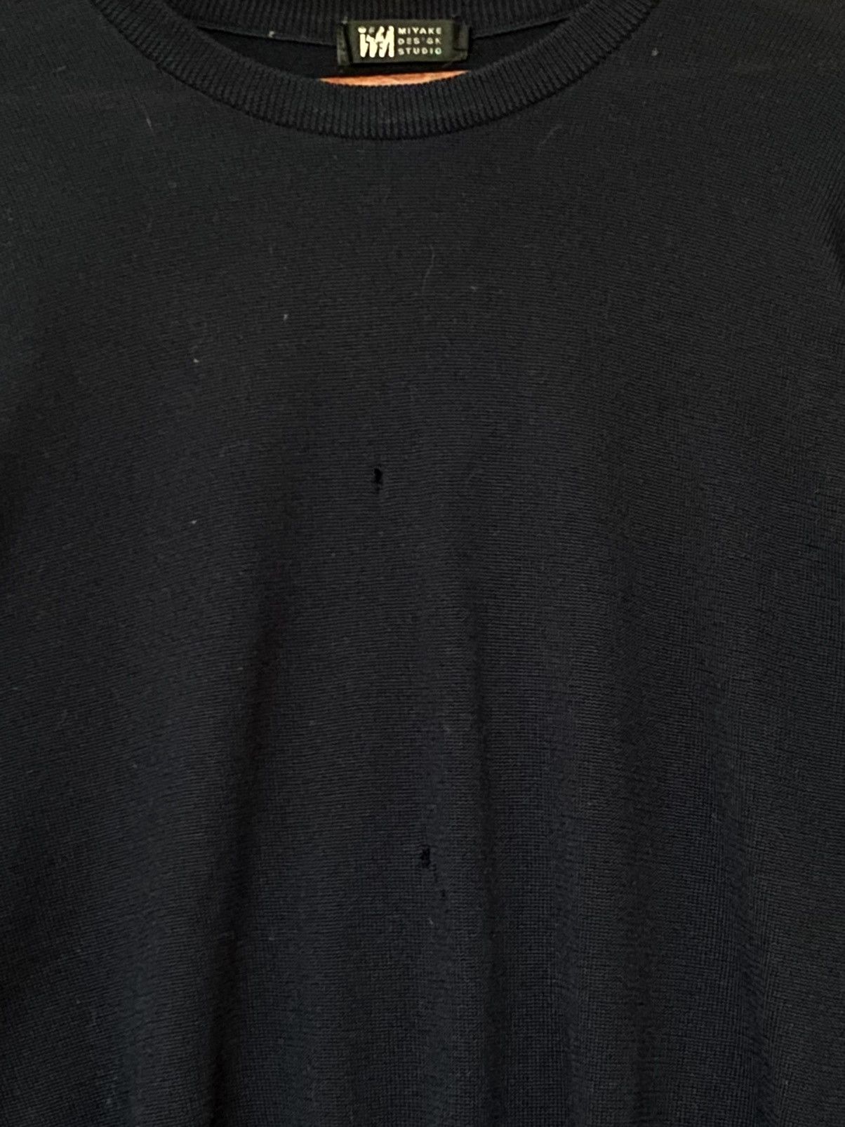 Vintage Vintage Japanese Brand Issey Miyake Plain Sweatshirt 1990s Size US S / EU 44-46 / 1 - 6 Thumbnail