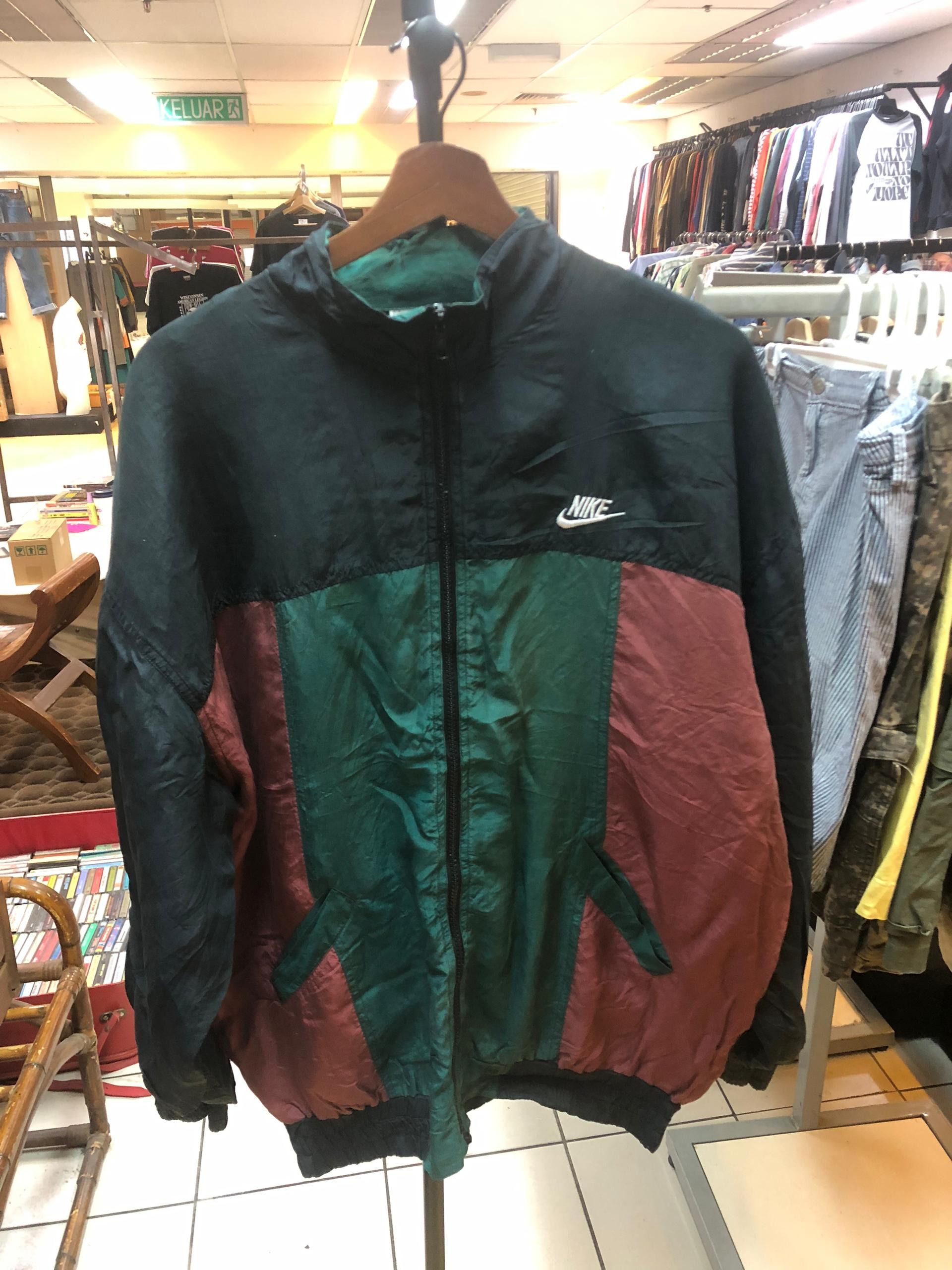Nike VINTAGE NIKE GREY TAG 90S XL Size US XL / EU 56 / 4 - 1 Thumbnail