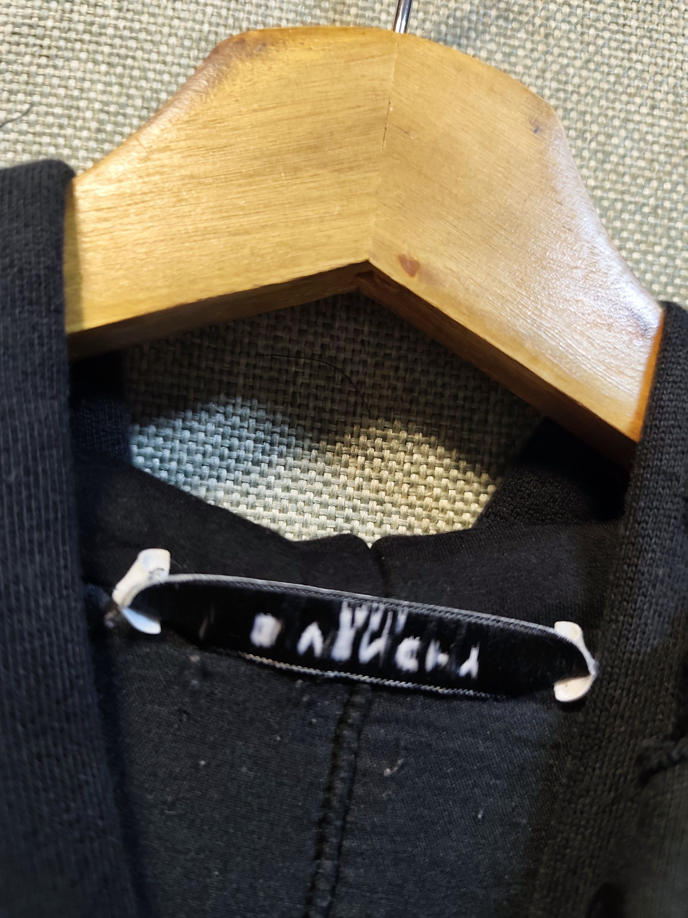 Givenchy Givenchy Distressed Hoodie Size US S / EU 44-46 / 1 - 7 Thumbnail