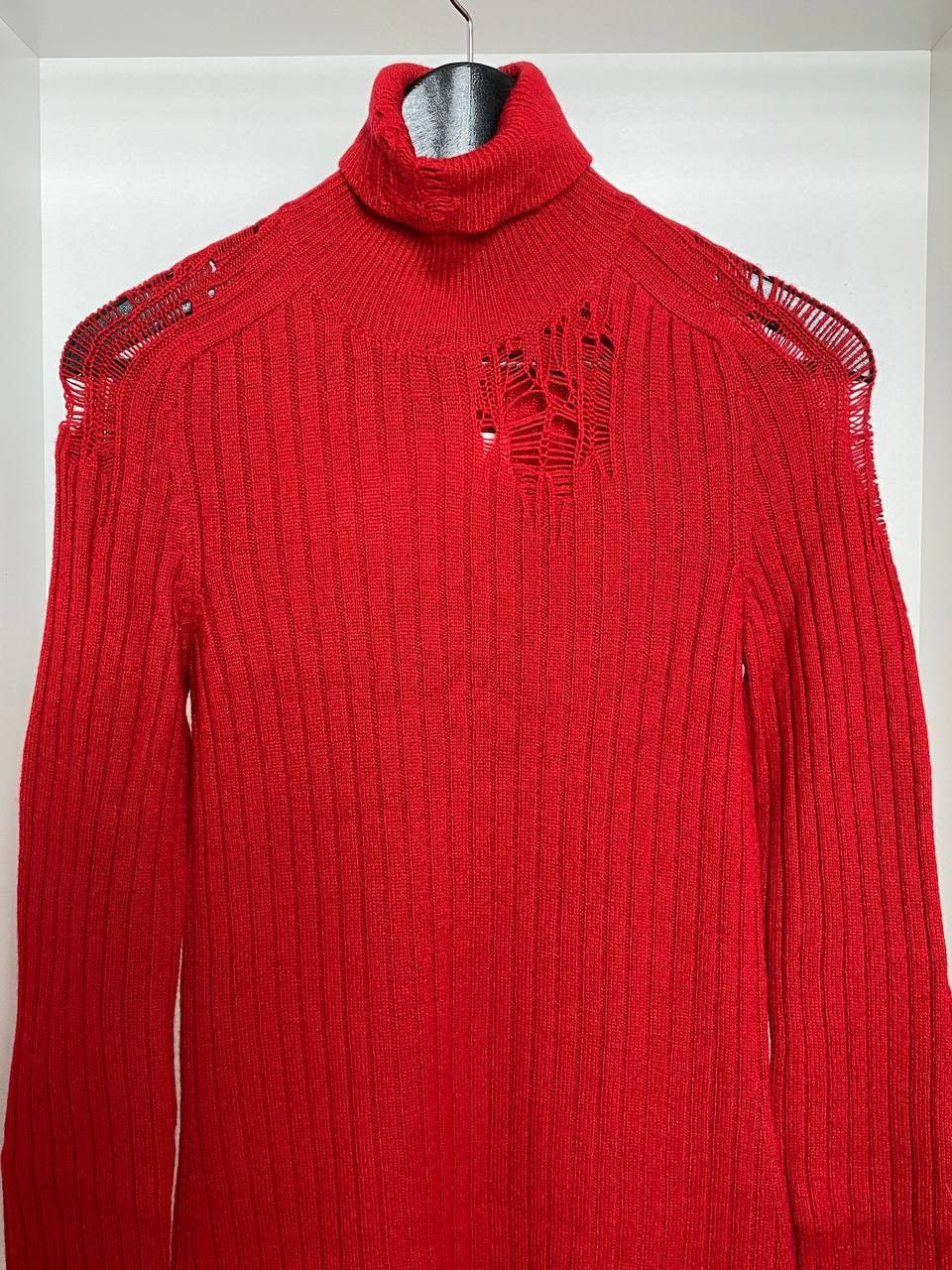 Maison Margiela Maison Margiela Distressed Wool Mid Dress Knit Red Size S / US 4 / IT 40 - 3 Thumbnail