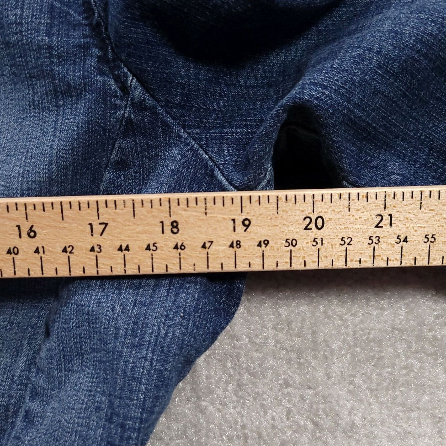 Vintage VINTAGE? No — St. John's Bay Denim Jean Jacket Button Front Blue Large Stretch Women’s Jacket Size 36" / US 14 / IT 50 - 4 Thumbnail