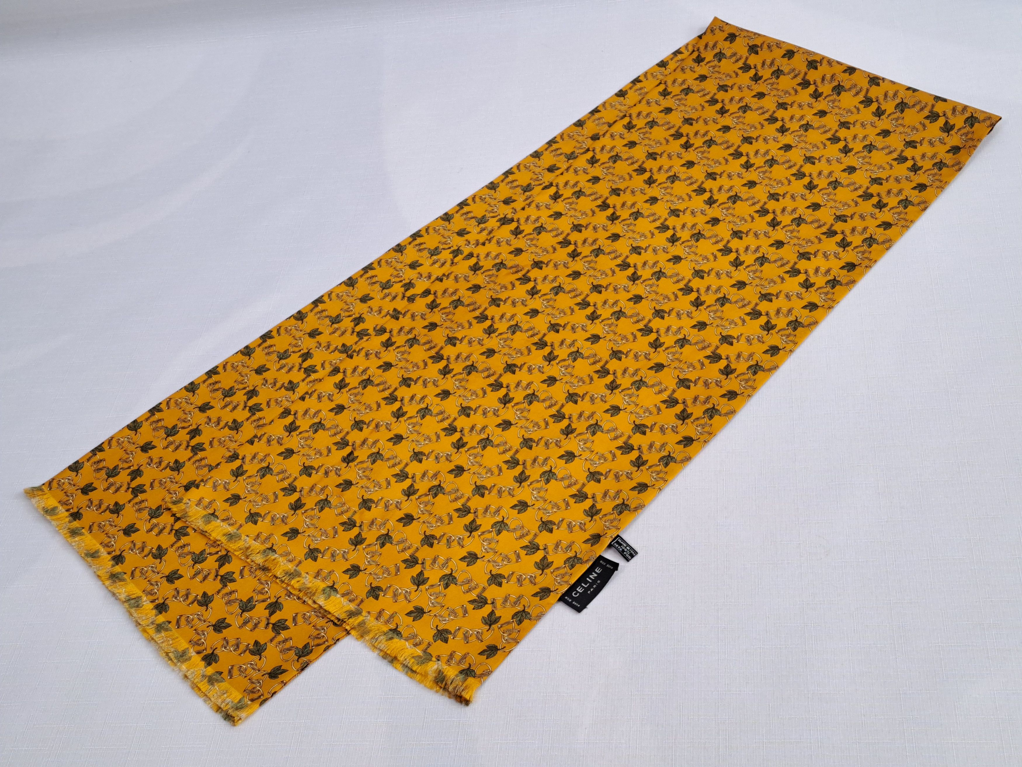 Celine CELINE vintage 1980 silk scarf. Made in Italy Size ONE SIZE - 2 Thumbnail