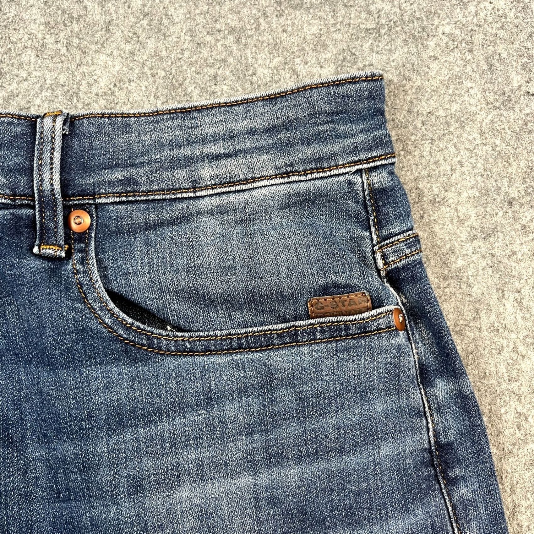 G-Star G-Star Mens Jeans Slim Skinny 36 30 Mid Wash Blue Whiskers Stretch Revend Jeans Men 36 Slim Mid Blue 5-Pocket Theme Stars Size US 36 / EU 52 - 7 Thumbnail