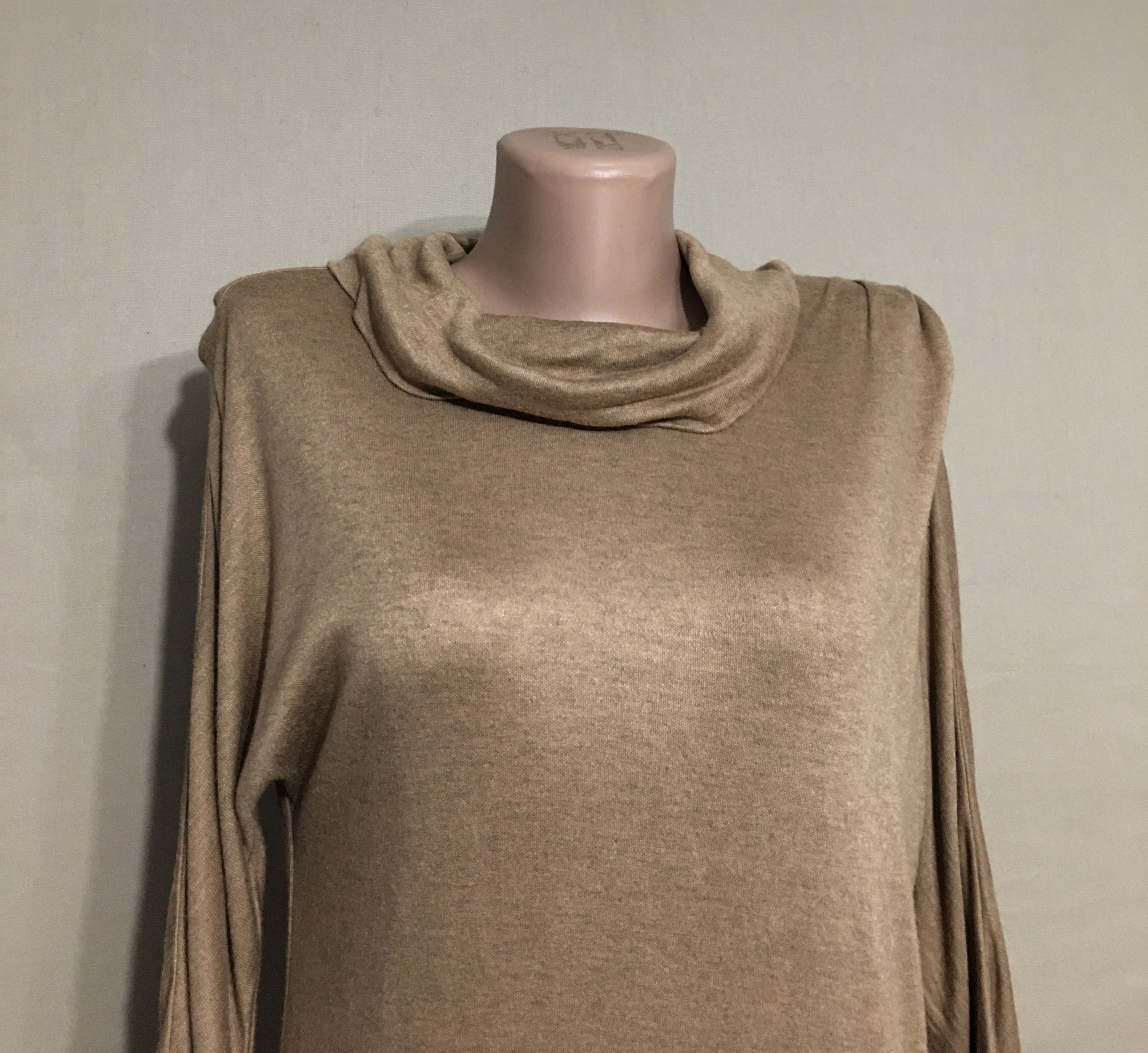 Gucci GUCCI Beige Viscose Midi Dress Size M Size M / US 6-8 / IT 42-44 - 2 Thumbnail