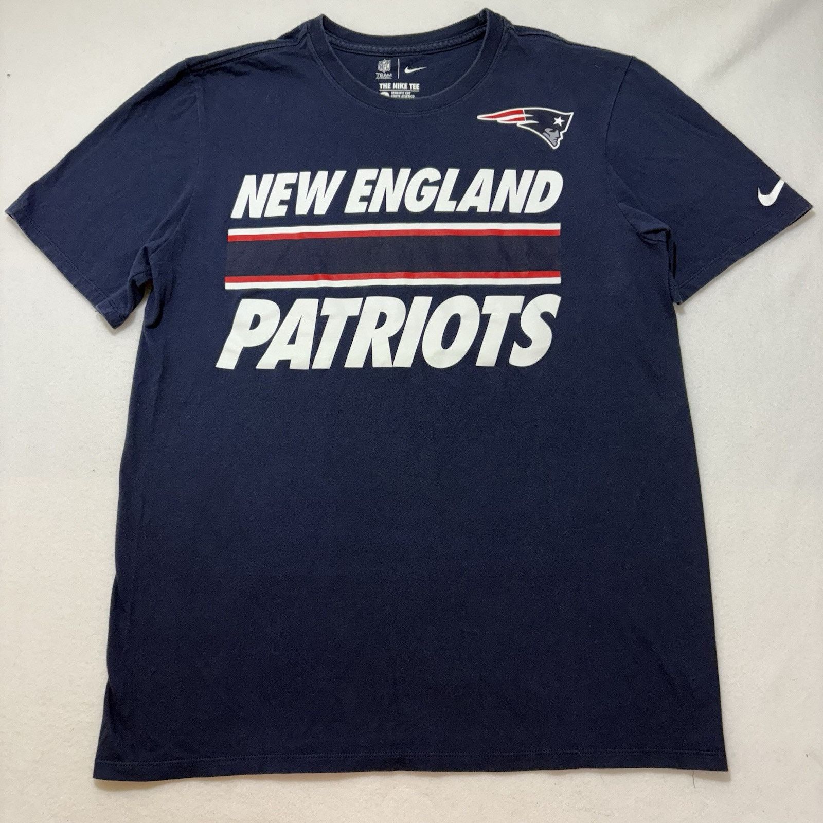 Nike Nike New England Patriots Large Athletic Graphic T Shirt NFL Size US L / EU 52-54 / 3 - 1 Thumbnail