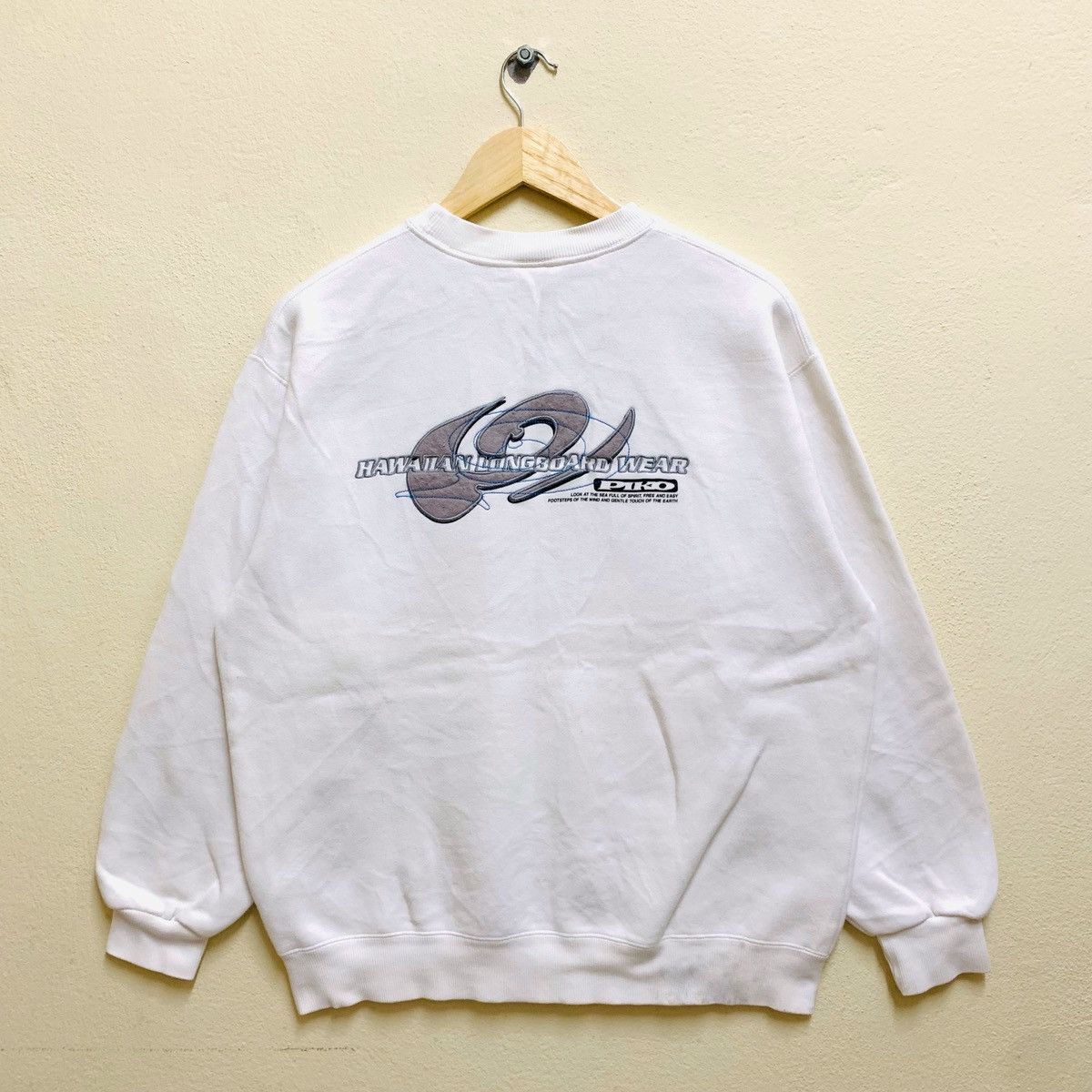 Vintage Vintage PIKO HAWAIIAN LONGBOARD WEAR Embroidery Sweatshirt Size US L / EU 52-54 / 3 - 1 Thumbnail