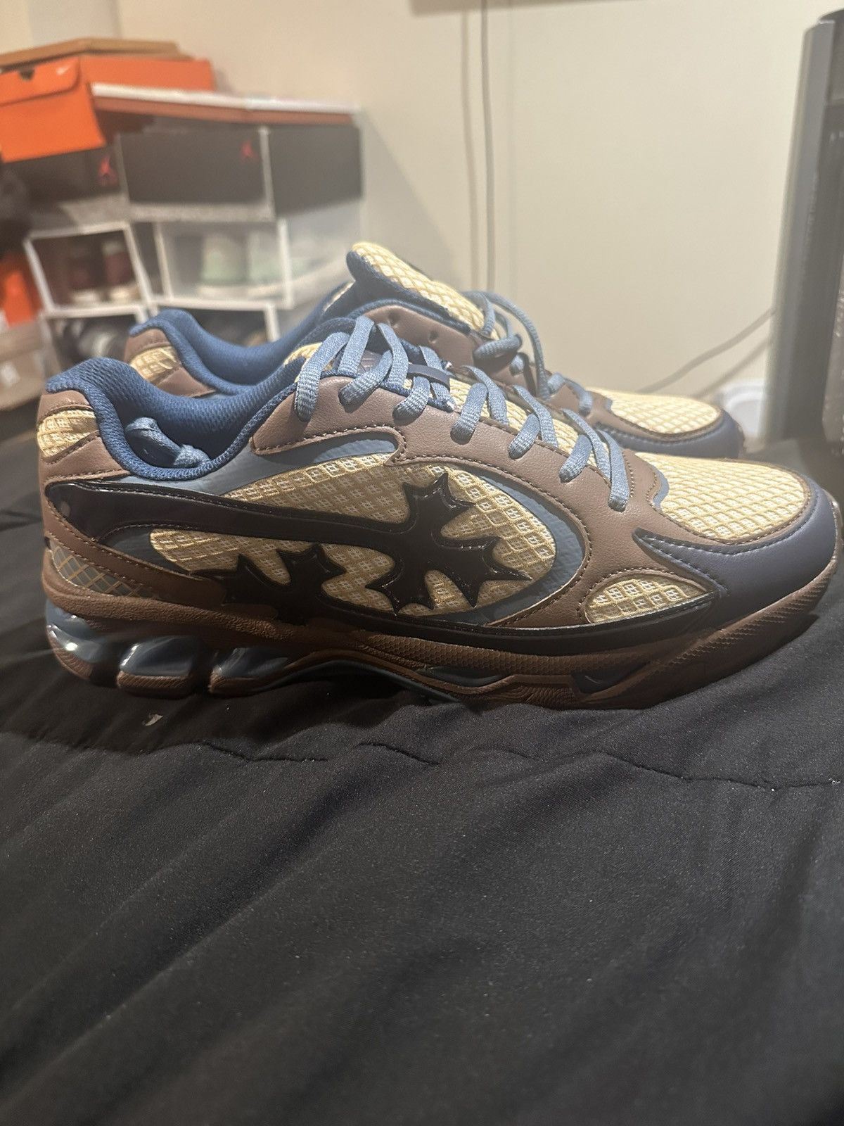 Bravest Studios KROSS COUNTRY RUNNER Size US 14 / EU 47 - 1 Thumbnail