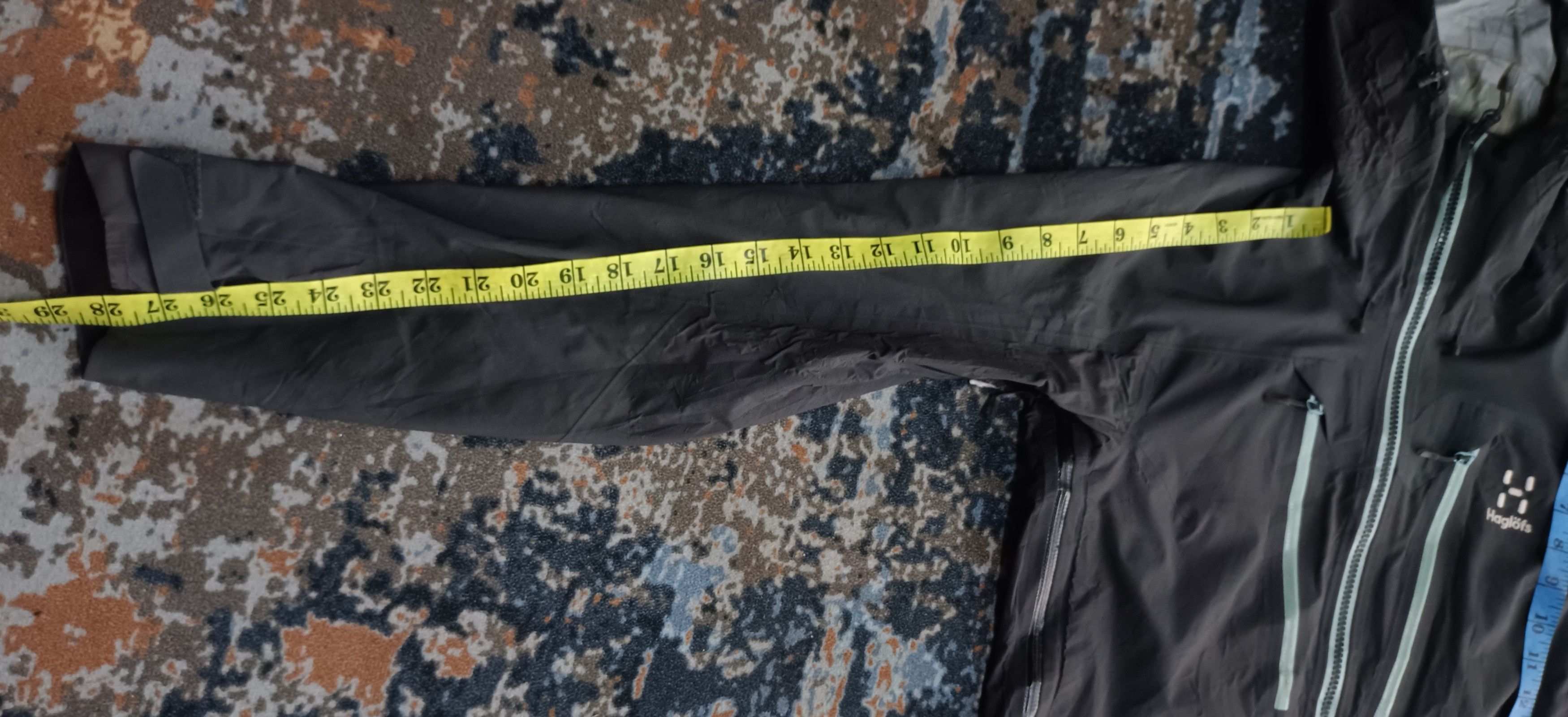 Goretex × Haglofs Spitz Jacket Women Magnetite Size M / US 6-8 / IT 42-44 - 18 Thumbnail