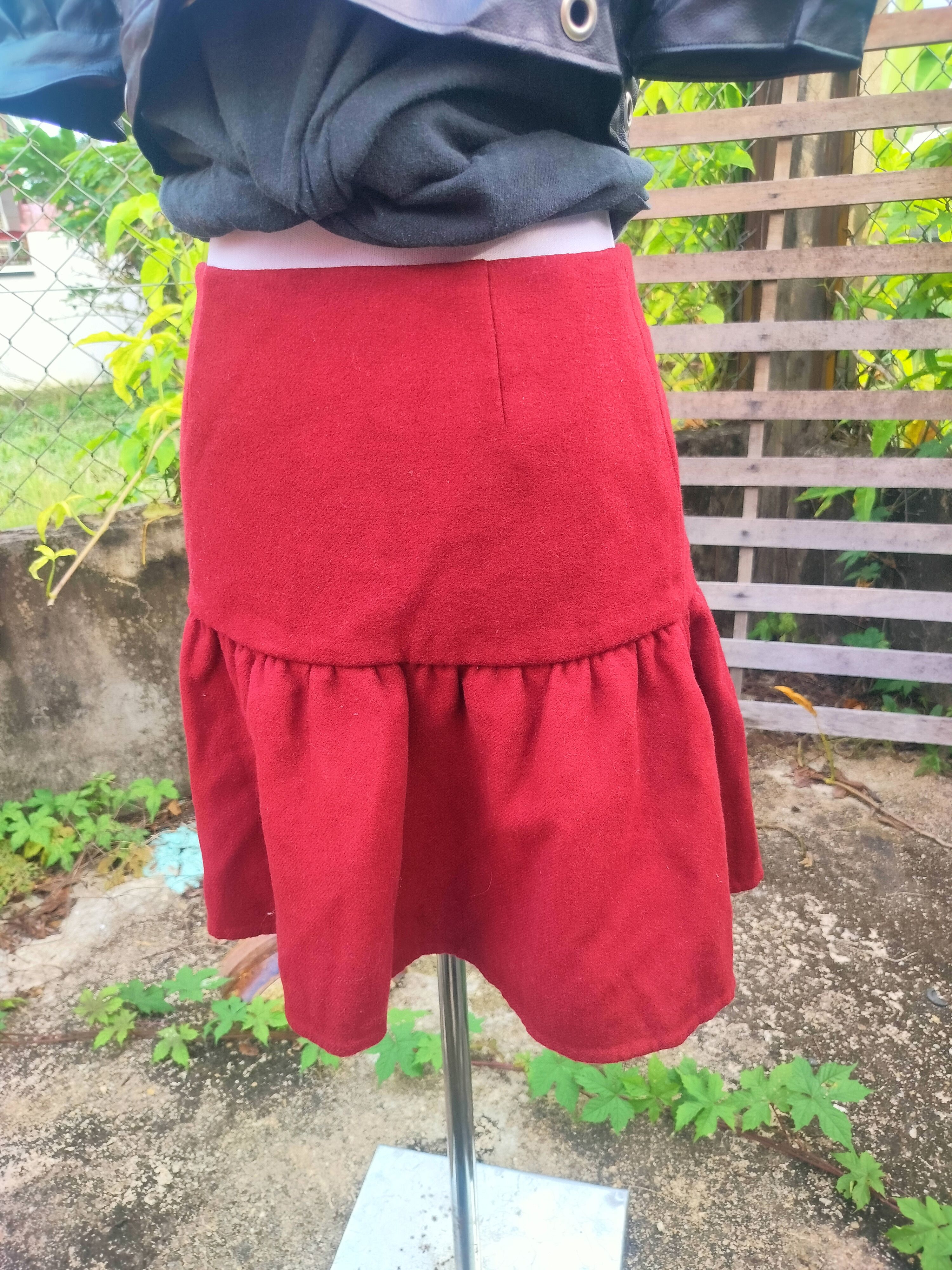 Prada PRADA WOOL MIDI SKIRT Size 38" / US 16 / IT 52 - 12 Thumbnail