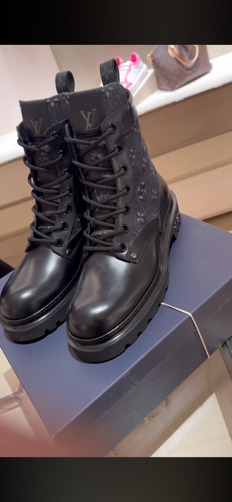 Louis Vuitton Louie Vuitton Boots Ranger Size US 12 / EU 45 - 1 Thumbnail