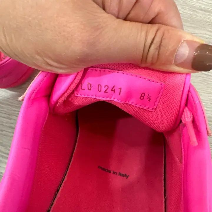 Louis Vuitton Louis Vuitton Pink Monogram Low-Top Sneakers -2508 Size US 9.5 / EU 42-43 - 2 Thumbnail
