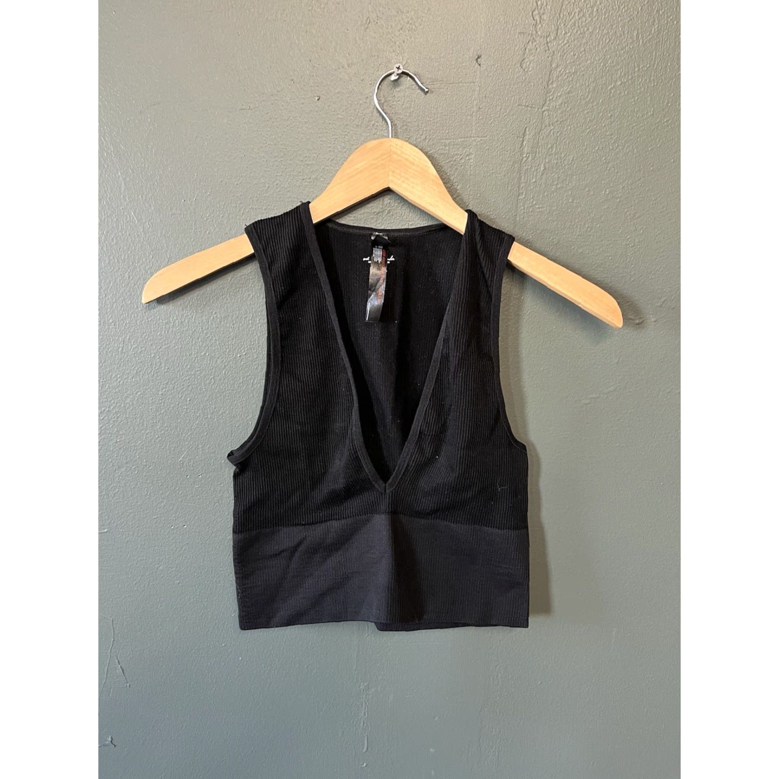 Vintage We The Free Womens Black Sleeveless Cropped Tank Top L Large Size Size L / US 10 / IT 46 - 2 Thumbnail