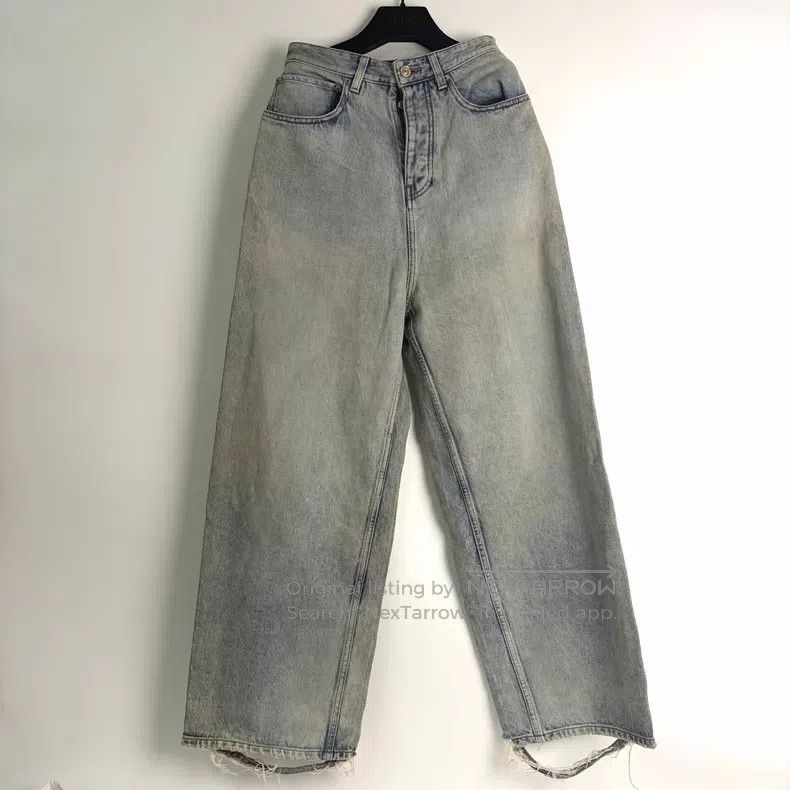Balenciaga Balenciaga size XS Classic Straight Fit Denim Pants Size US 27 - 1 Thumbnail