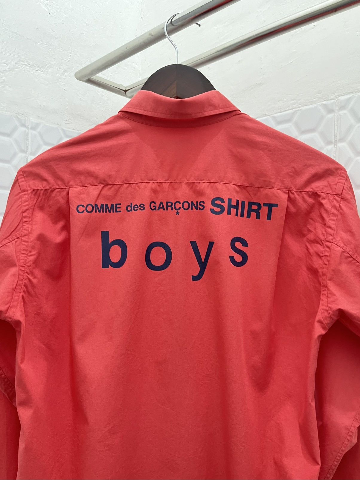 Comme des Garcons × Comme des Garcons SHIRT COMME des GARCONS SHIRT boys spell out shirt Size US M / EU 48-50 / 2 - 4 Thumbnail