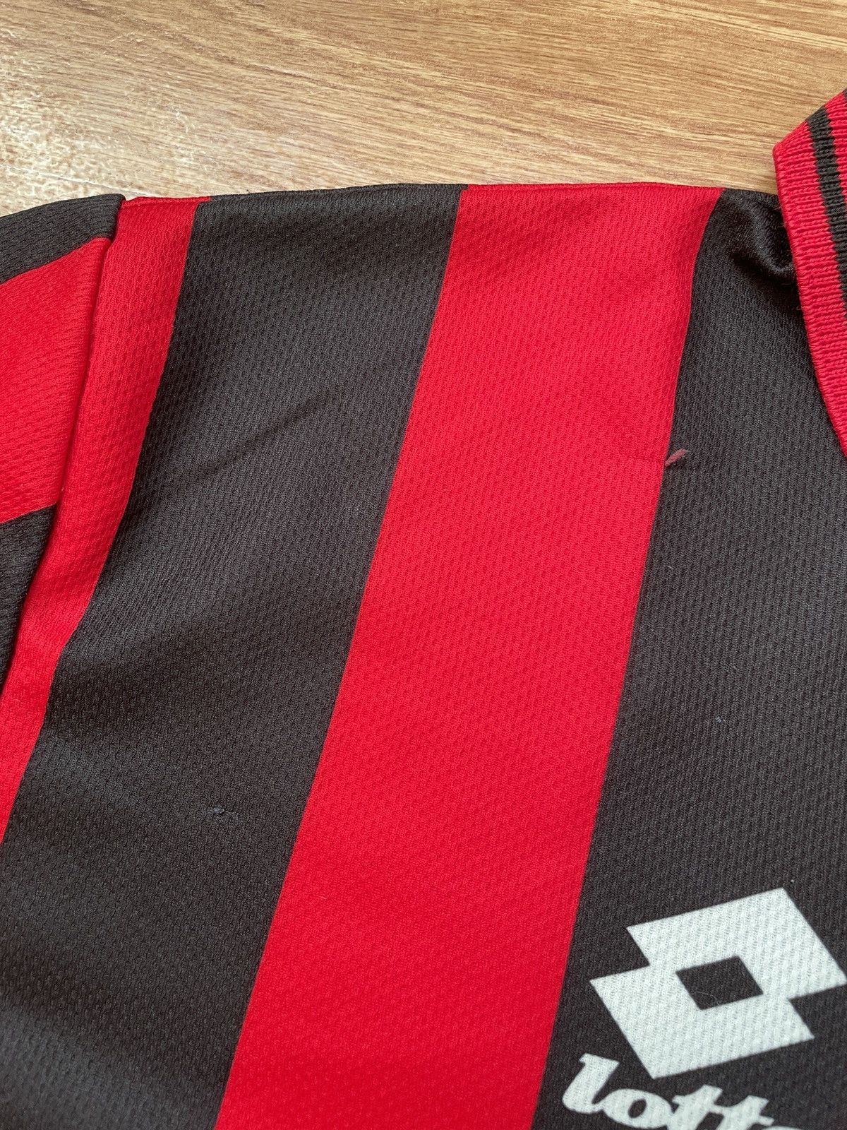Lotto Sport × Vintage AC Milan 1995-96 Home Lotto Opel jersey t shirt Size US L / EU 52-54 / 3 - 7 Thumbnail