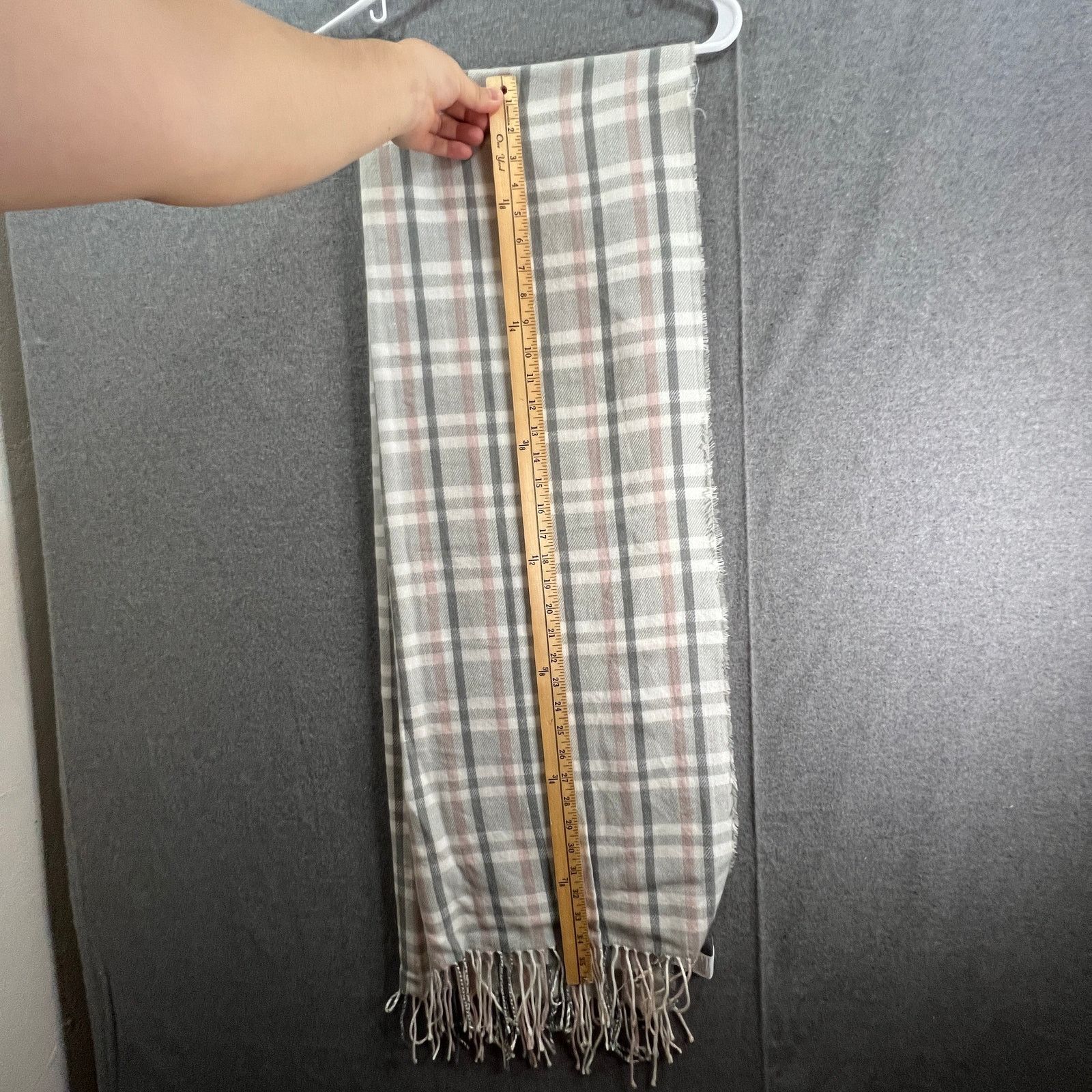 Banana Republic Banana Republic 100% ACRYLIC Women's Plaid Size ONE SIZE - 4 Thumbnail