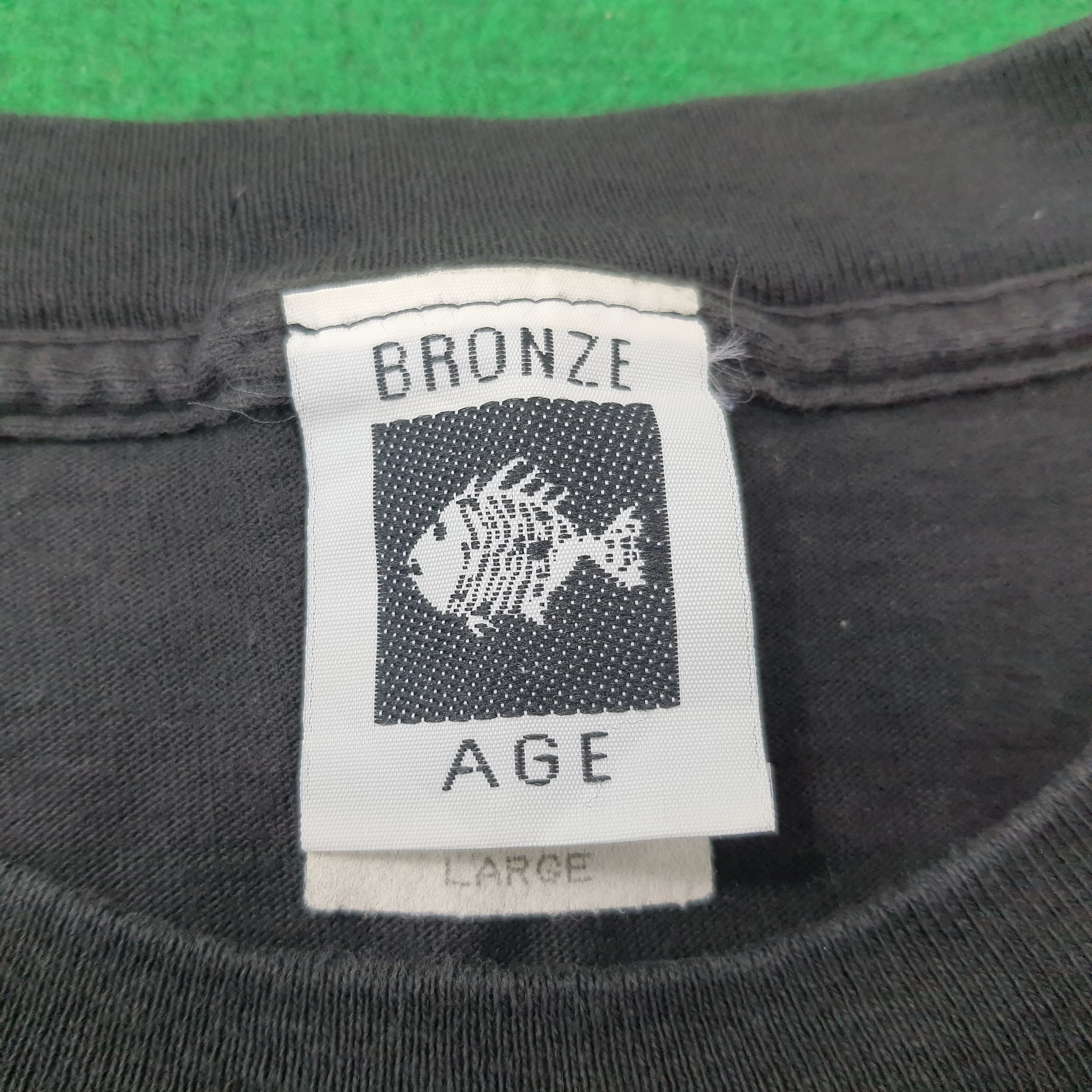 Vintage Vintage Bronze Age Surfing Tshirt Size US L / EU 52-54 / 3 - 3 Thumbnail