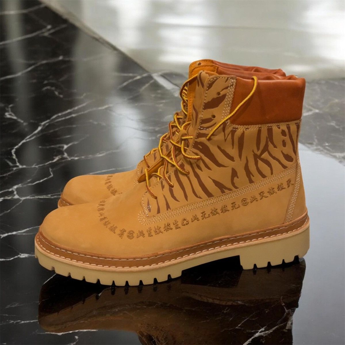 Timberland Timberland × CLOT Edison Chen 6" Premium Boot Size US 10.5 / EU 43-44 - 2 Thumbnail
