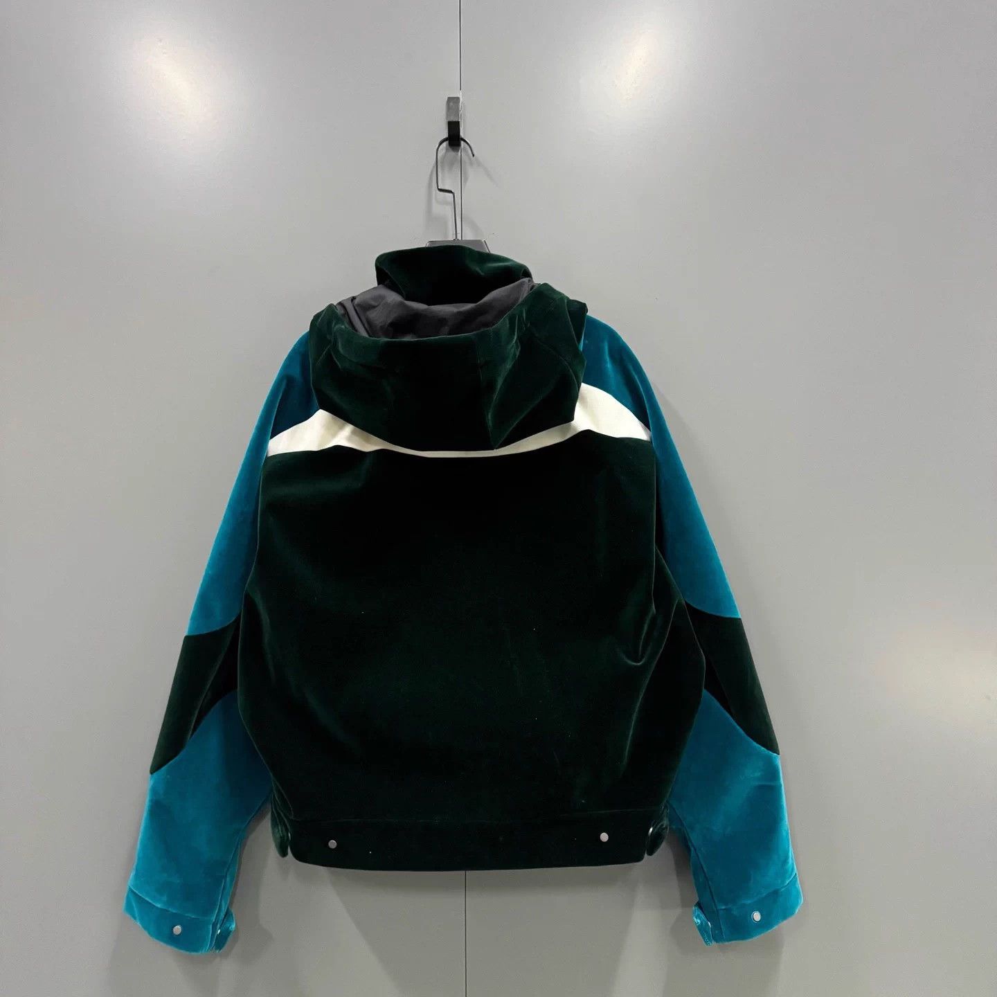 Louis Vuitton LV color blocked suede hooded jacket 46-54 Size US L / EU 52-54 / 3 - 3 Thumbnail