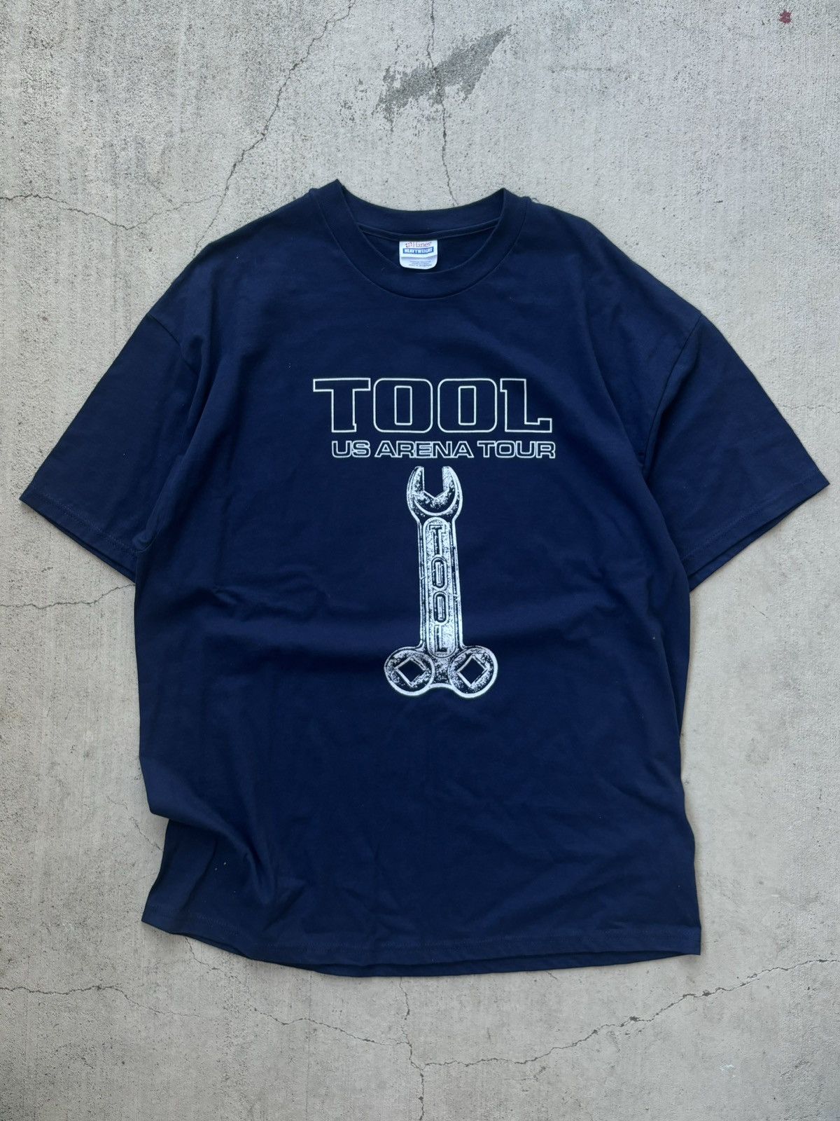 Vintage Vintage Y2K Blue 2001 Tool Wrench Penis Band Tour Tee XL Size US XL / EU 56 / 4 - 1 Thumbnail