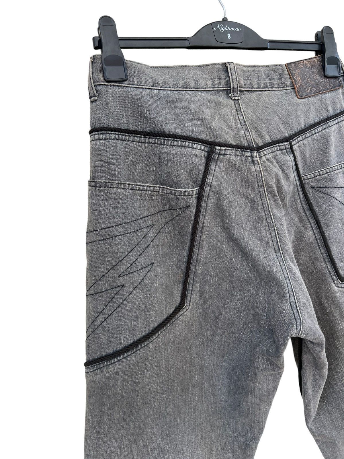 Swagger Vintage MANIFEST GELW Japan Dirty Mud Grey Denim Jeans Size US 31 - 16 Thumbnail