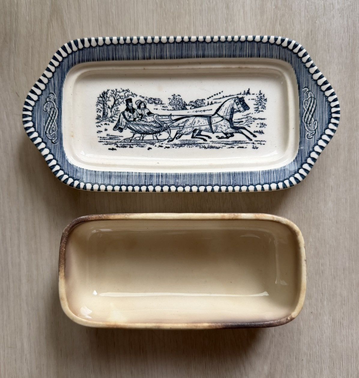 Vintage Vintage Royal China Currier & Ives "The Road in Winter" Size ONE SIZE - 4 Thumbnail
