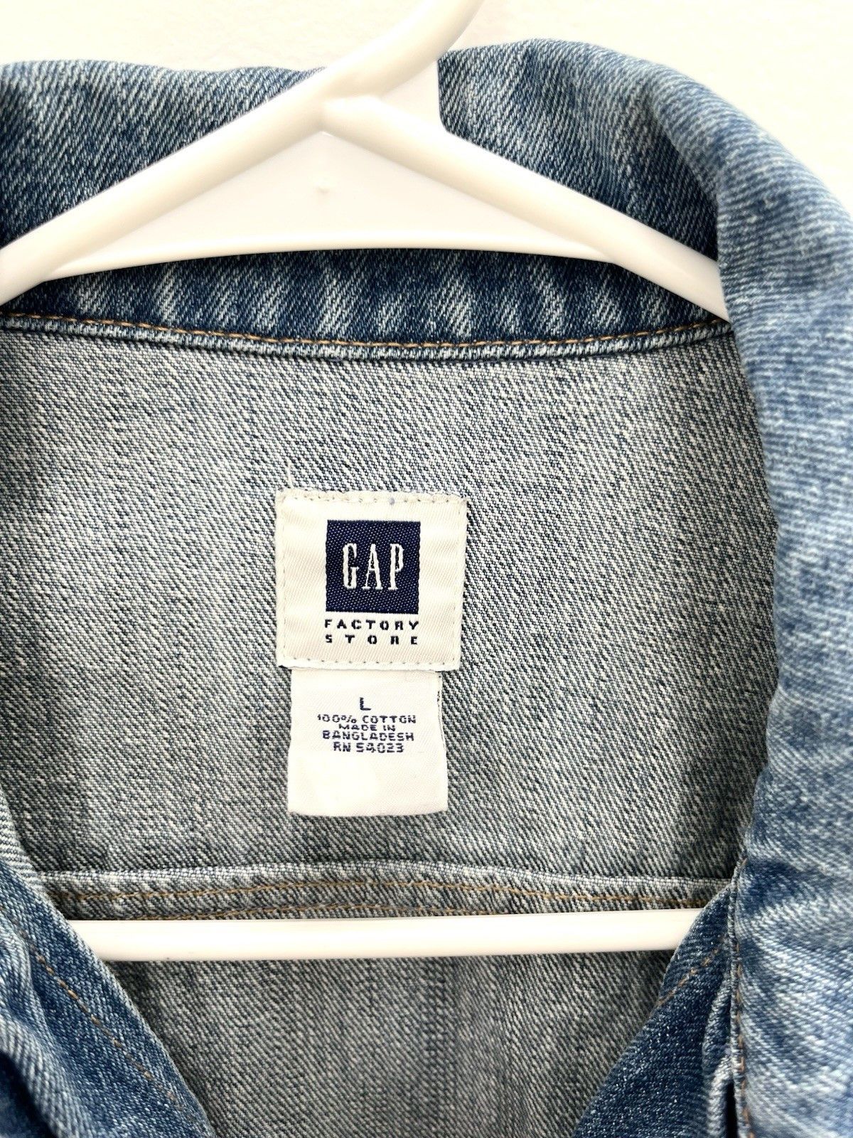 Gap Vintage Gap Factory Store Jean Denim Jacket Women Large 2002 Size L / US 10 / IT 46 - 3 Thumbnail