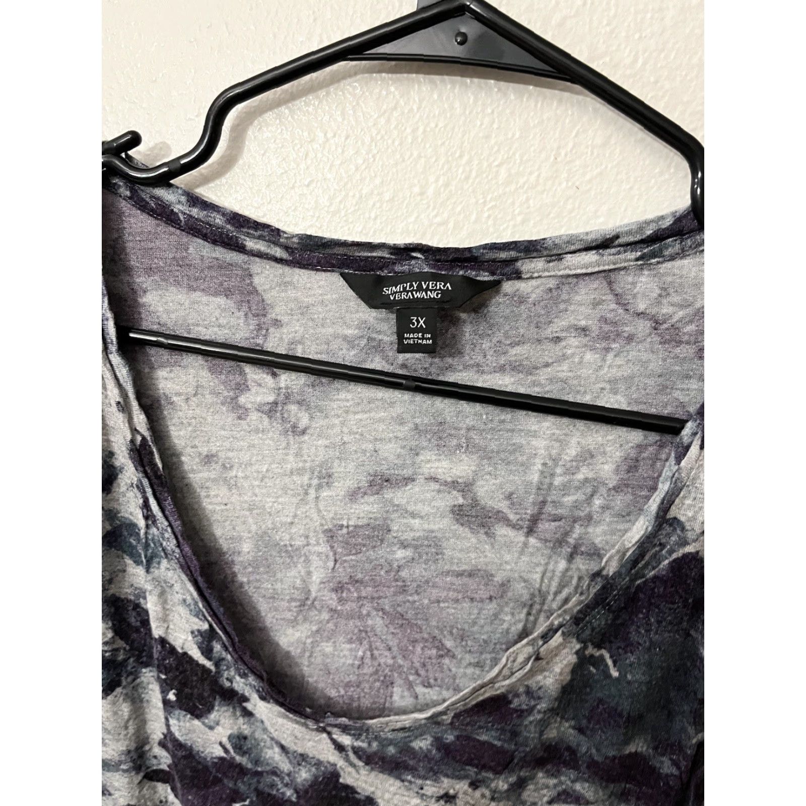 Vintage Simply Vera Wang Woman's Knit Top Hi Low Hem Bell Sleeve Floral 3X Blue Round Neck Plus Size Womens Blouse Size XXL / US 16-18 / IT 52-54 - 2 Thumbnail