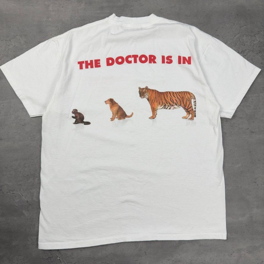 Vintage Doctor Dolittle The Doctor Is In 1998 T Shirt