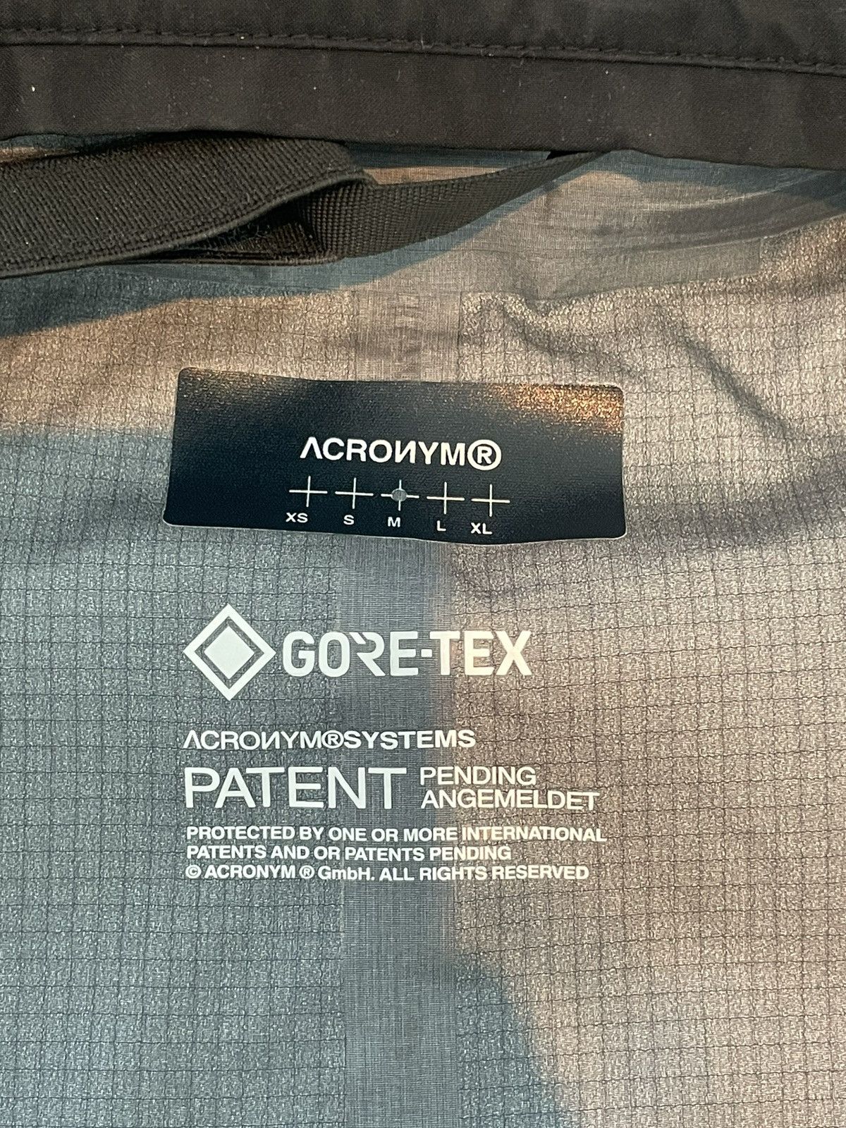 Acronym ACRONYM jacket J1A-GTKR-BKS | Grailed