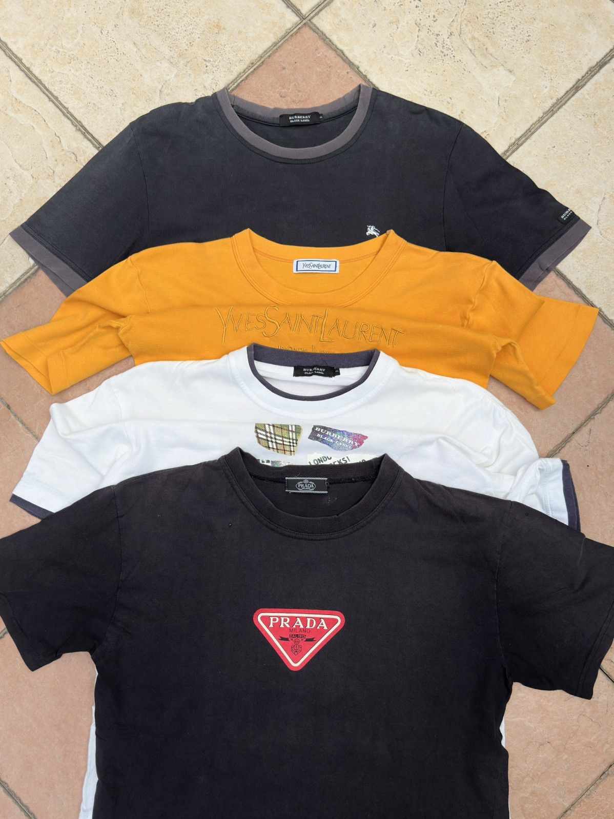 Burberry × Designer × Vintage Bundle Deals 4pcs 🔥 Burberry/ Prada / Yves Saint Laurent Size US M / EU 48-50 / 2 - 1 Thumbnail