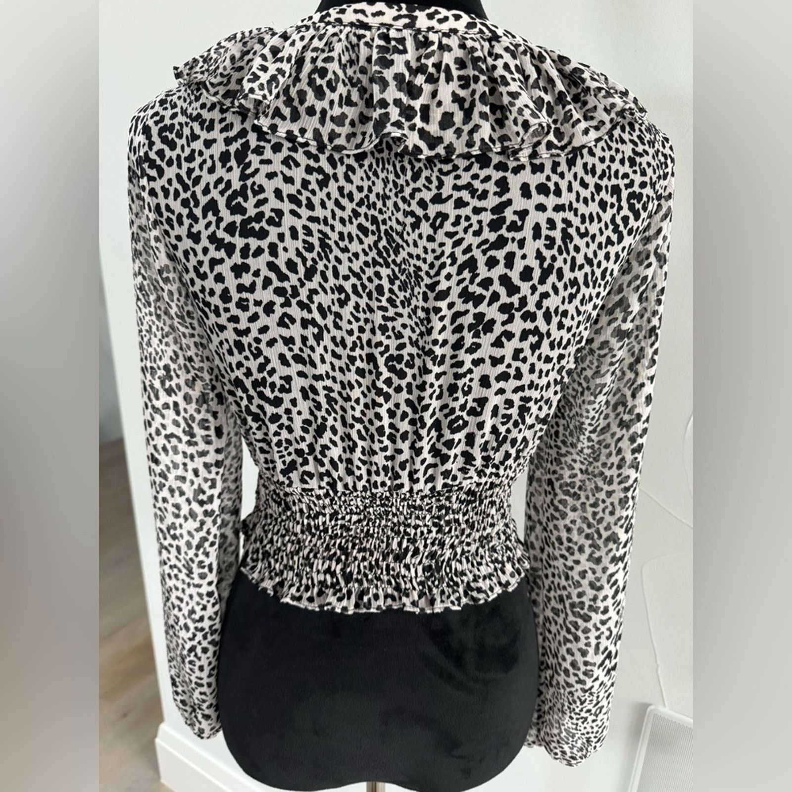 Zara Zara Black and White Animal Print Blouse size XS Size XS / US 0-2 / IT 36-38 - 8 Thumbnail