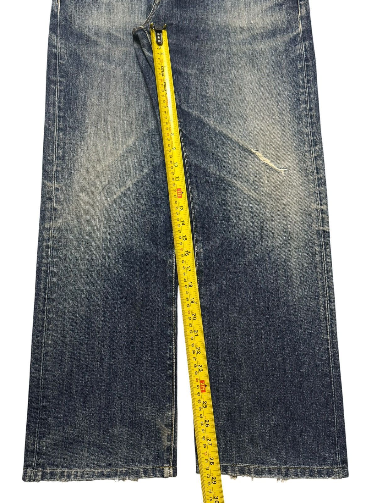 Uniqlo Vintage Y2K Japanese Uniqlo Blue Faded Wash Distress Loose Size US 34 / EU 50 - 10 Thumbnail