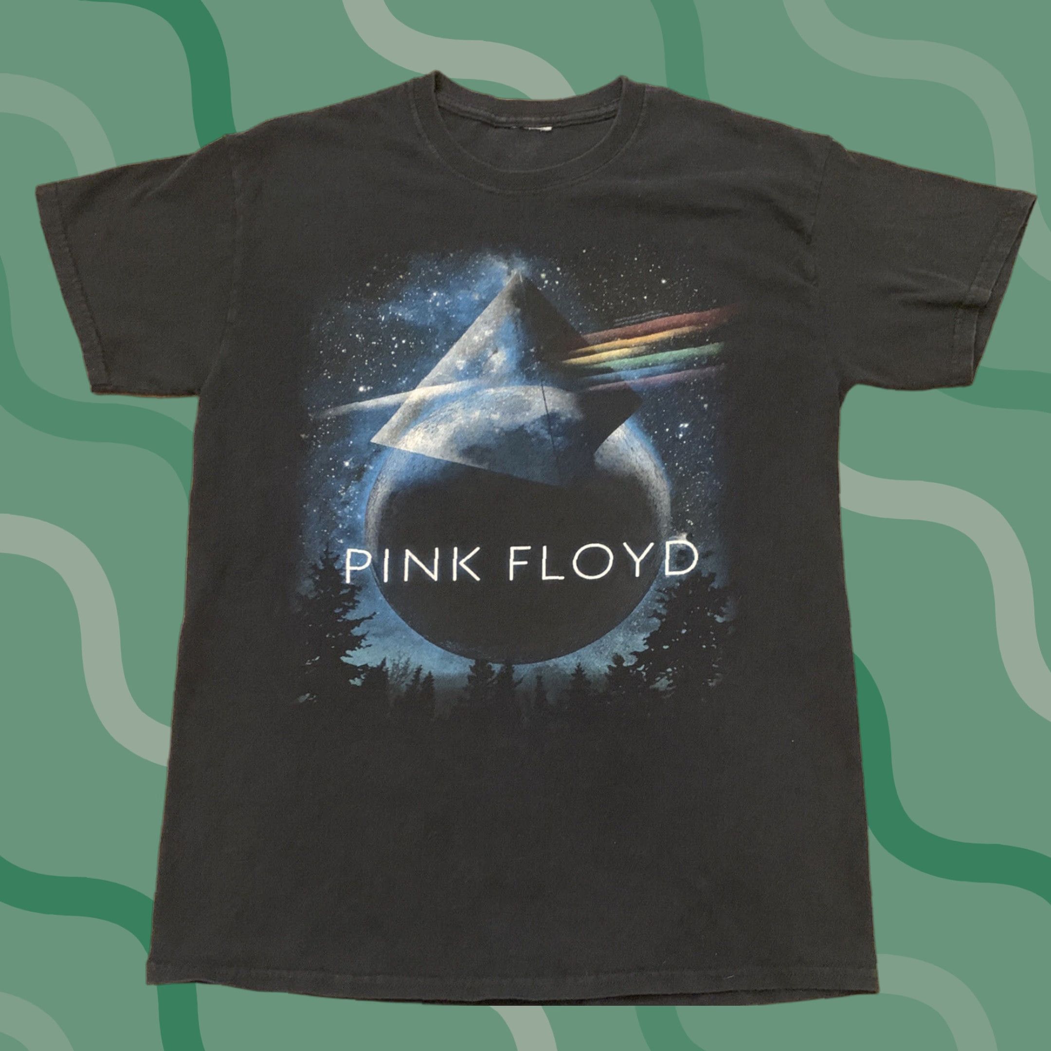 Vintage VINTAGE Pink Floyd T-Shirt Dark Side of the Moon Distressed Moon 2014 Mens Adult Medium Black - 2010s Concert Merch Size US M / EU 48-50 / 2 - 1 Thumbnail