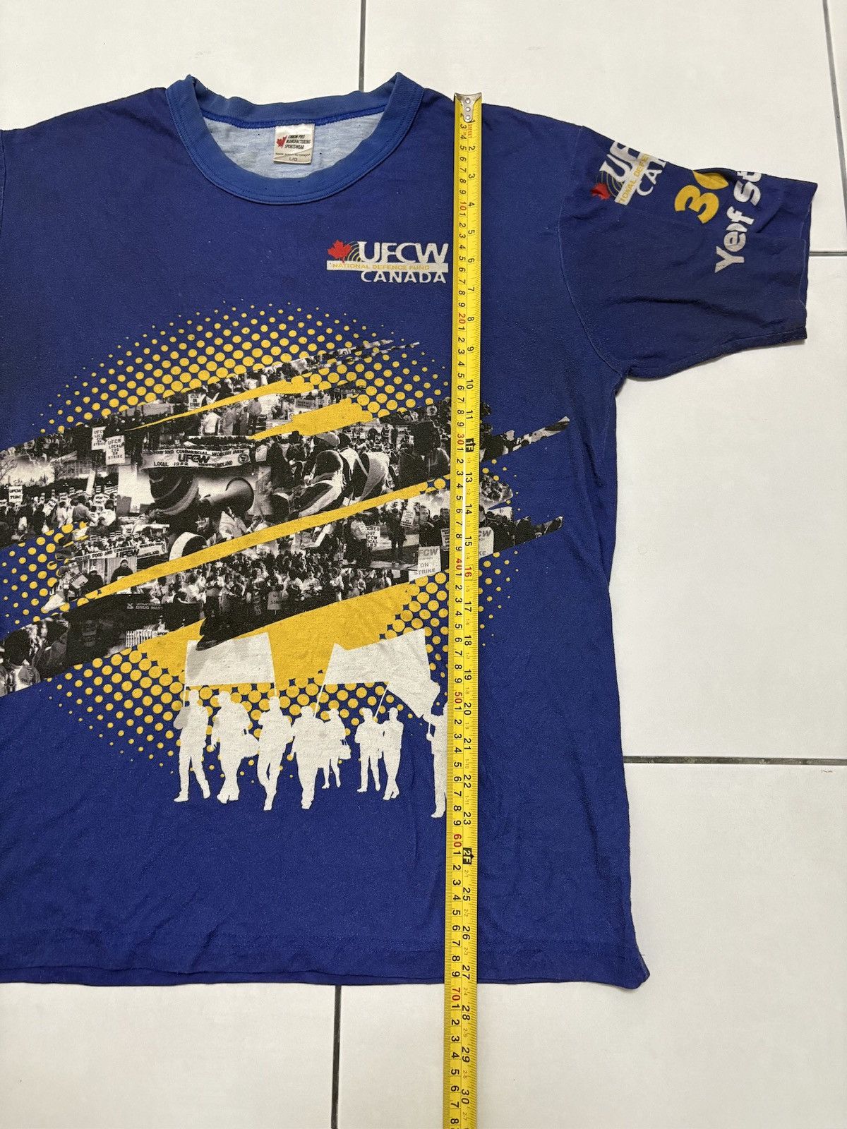 Vintage 30 years of strength UFCW Size US L / EU 52-54 / 3 - 6 Thumbnail