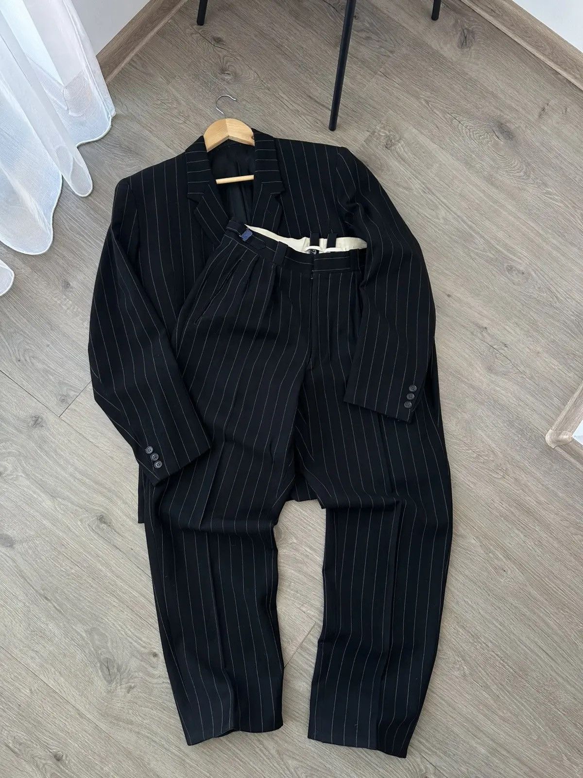 Japanese Brand VTG 1960s Men’s Suit 2-Piece Black Wool WWII Era Solide Elegance Size 44L - 5 Thumbnail