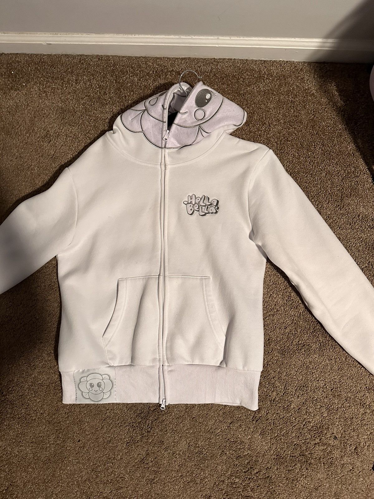 Other Hella Bella White Zip Up Size US S / EU 44-46 / 1 - 1 Thumbnail