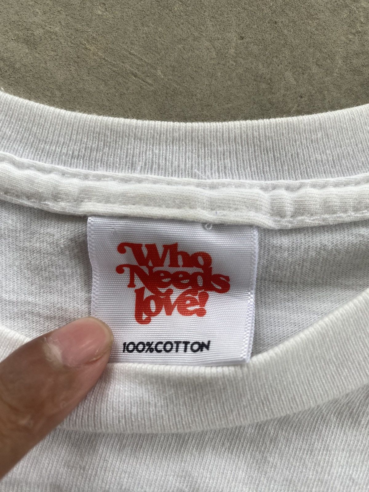 Japanese Brand WHO NEEDS LOVE HEART BROKEN TEE Size US L / EU 52-54 / 3 - 3 Thumbnail