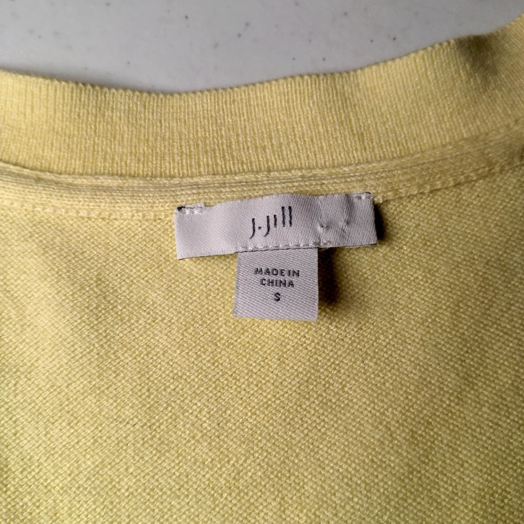 J. Jill J Jill Sweater Women Small V-Neck Yellow Knit Satin Layered Look Pullover Size S / US 4 / IT 40 - 5 Thumbnail