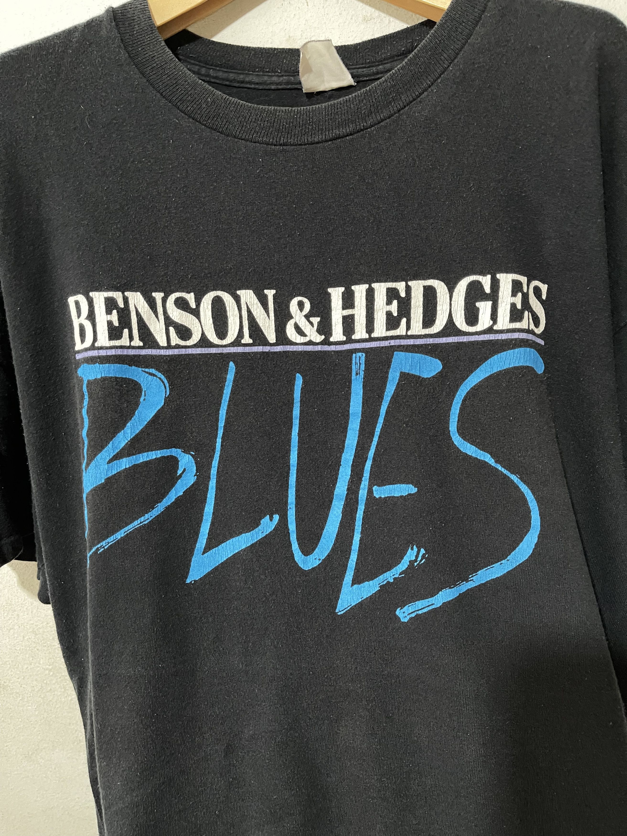 Band Tees × Vintage Vintage 90s Benson & Hedges Blues Shirt Size US XL / EU 56 / 4 - 2 Thumbnail
